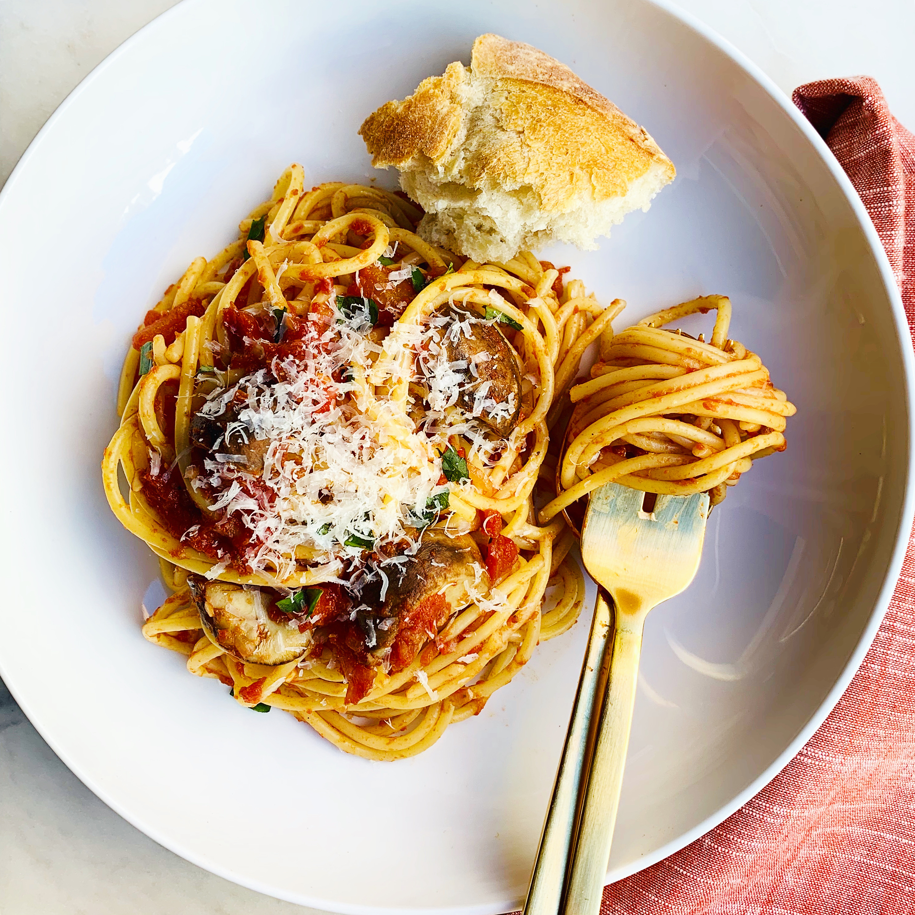 Spaghetti with Mushroom “Bolognese”